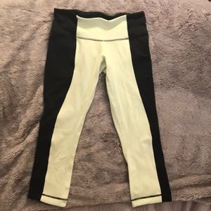Lululemon cropped leggings